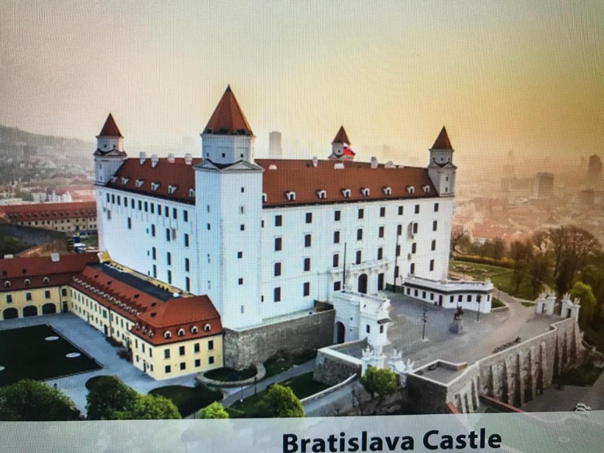 Apartment Alexis Bratislava Exterior photo